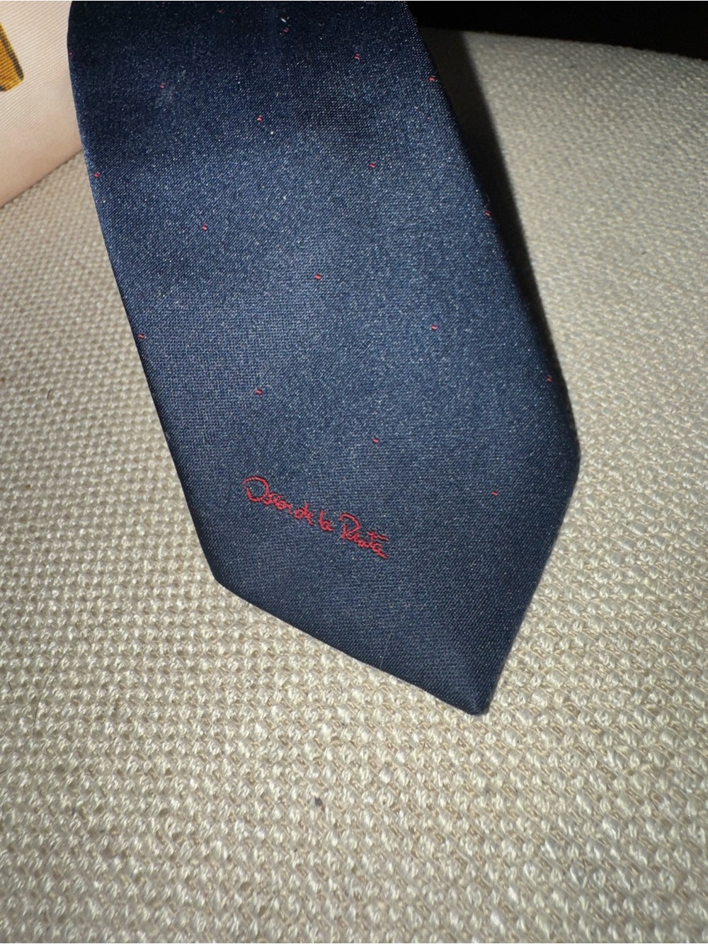 VINTAGE Oscar de la Renta Tie Navy Red Polka Dot 3' Rare Logo Signature Designer